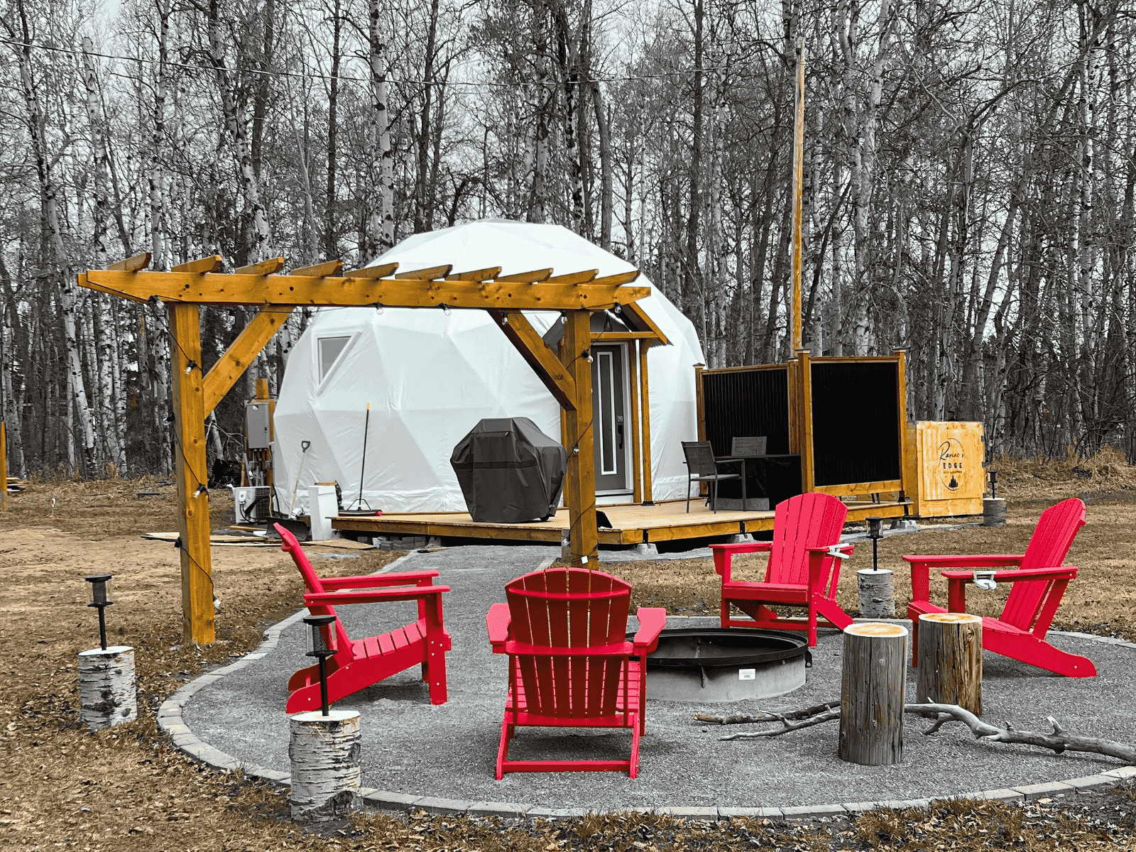 Ravine's Edge Geo Glamping: A Luxury Dome Retreat in Alberta's Wildern
